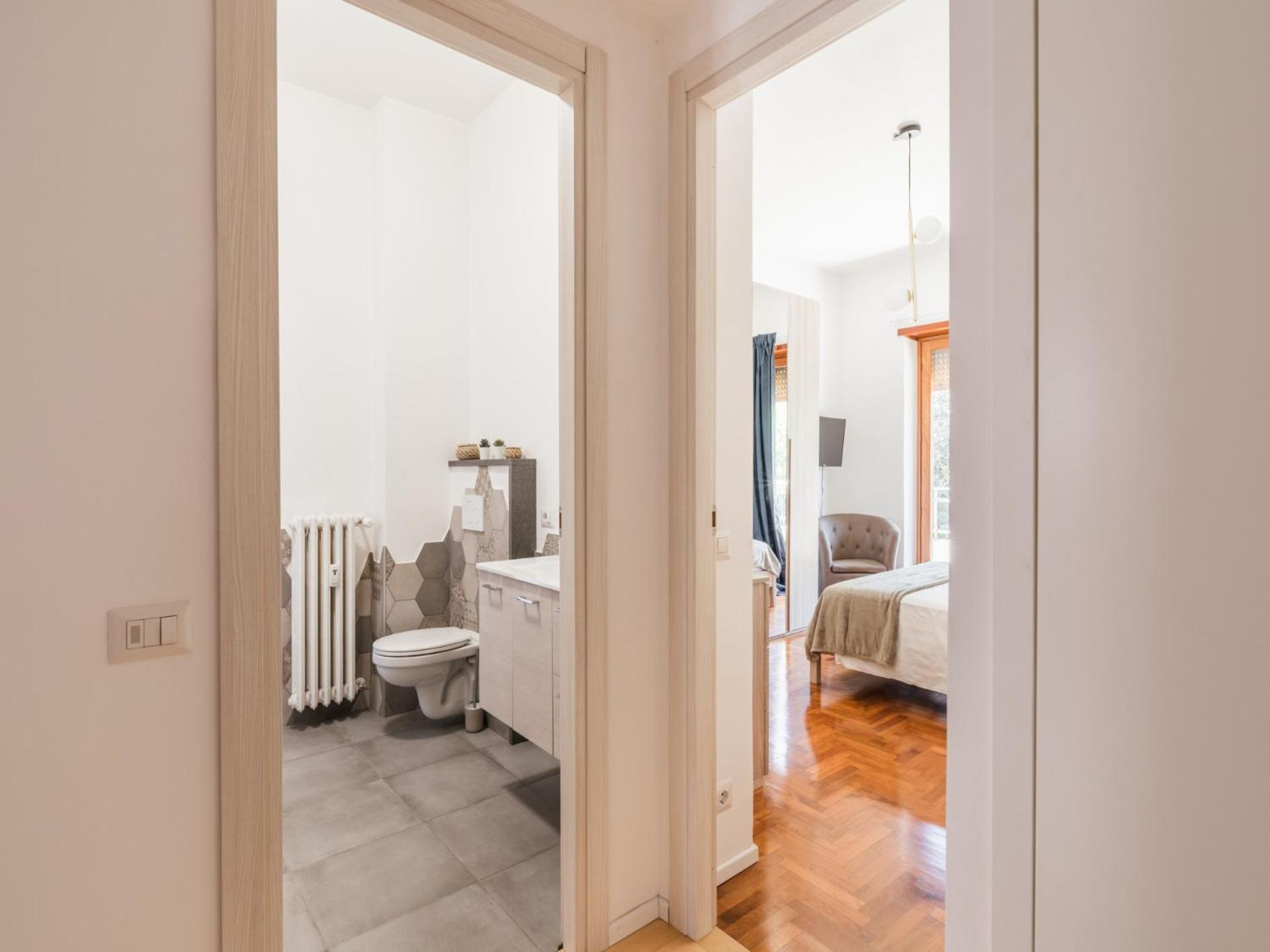 The Rent - Spacious Flat A Stone's Throw From The Vatican Appartement