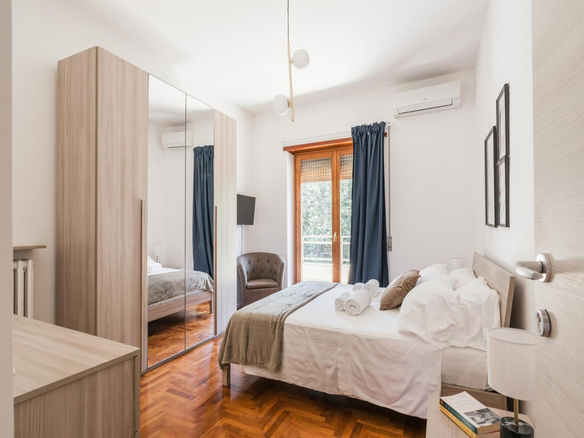 The Rent - Spacious Flat A Stone's Throw From The Vatican Appartement Rome